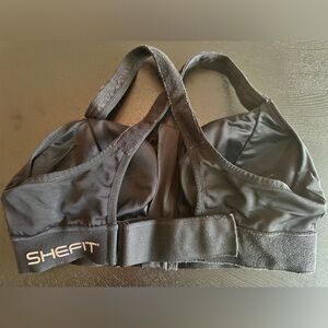 SHEFIT 1lux black bra